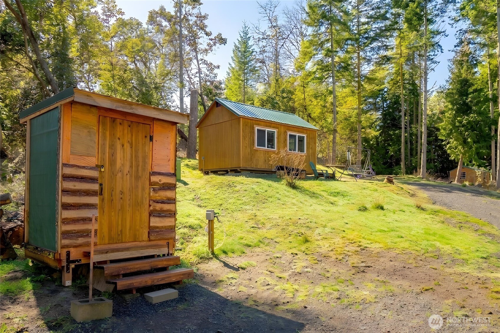 995 Kirner Road Property Photo 7