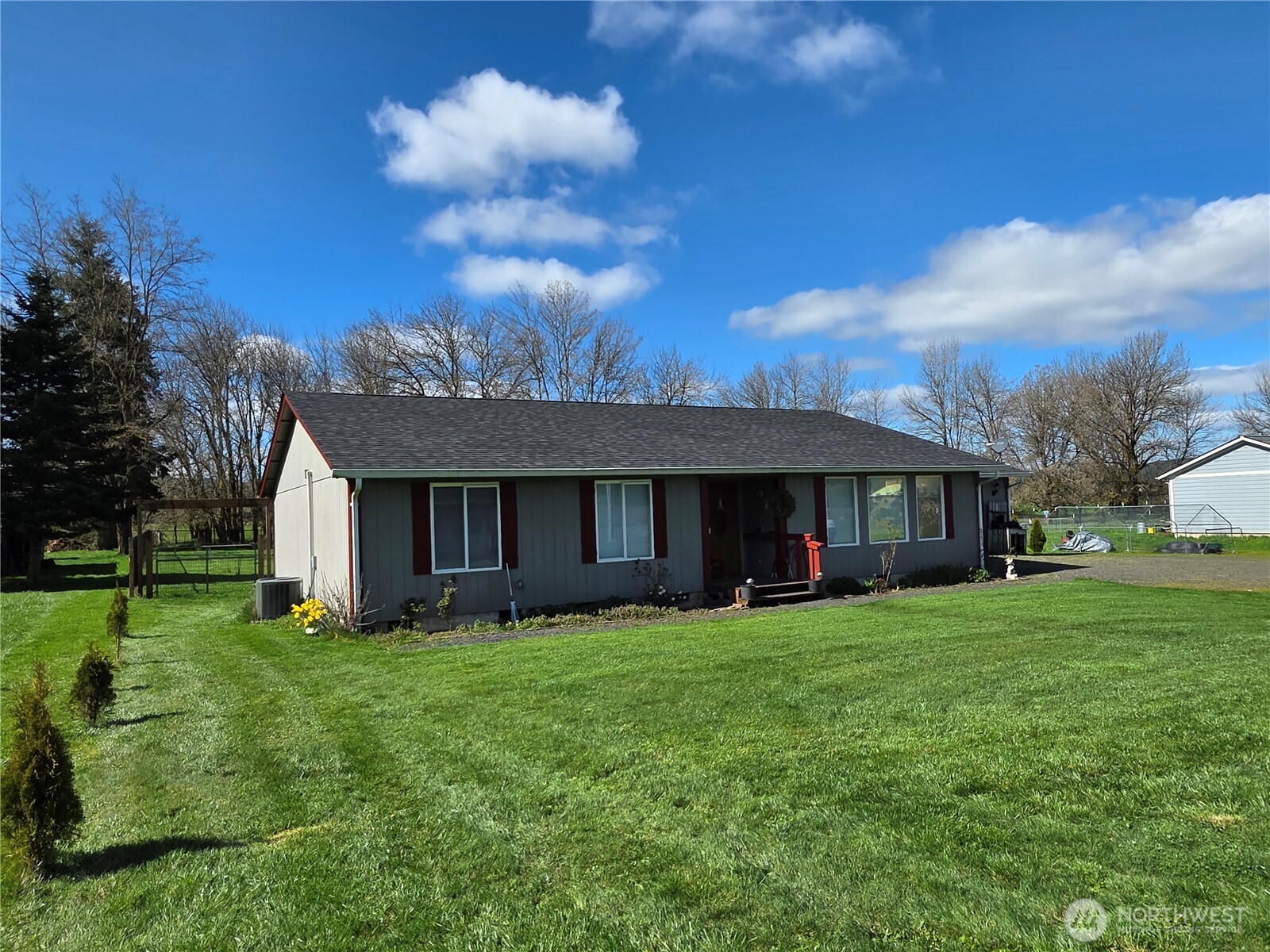 1294 Boistfort Road Property Photo 9
