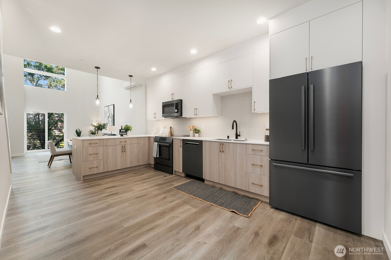 2017 W Bertona Property Photo 4