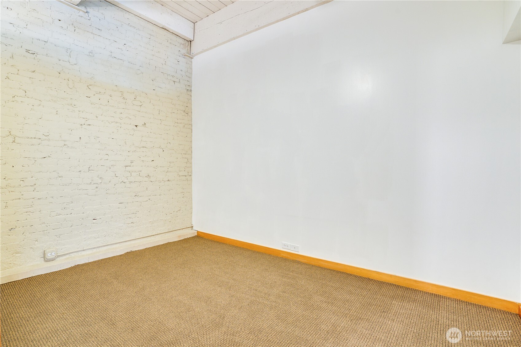 1120 Cliff Avenue 304 Property Photo 6