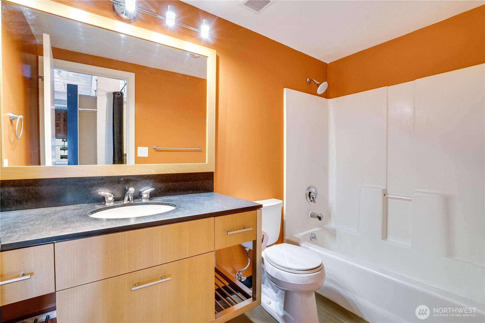 1120 Cliff Avenue 304 Property Photo 16