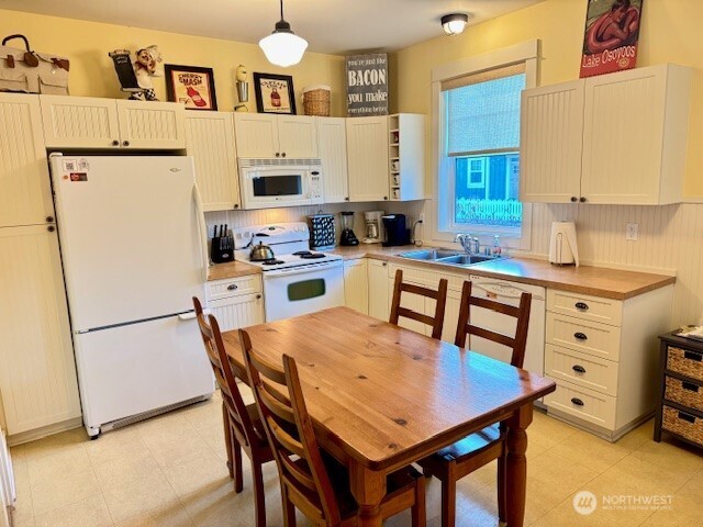 102 Shenanigan Lane Property Photo 5
