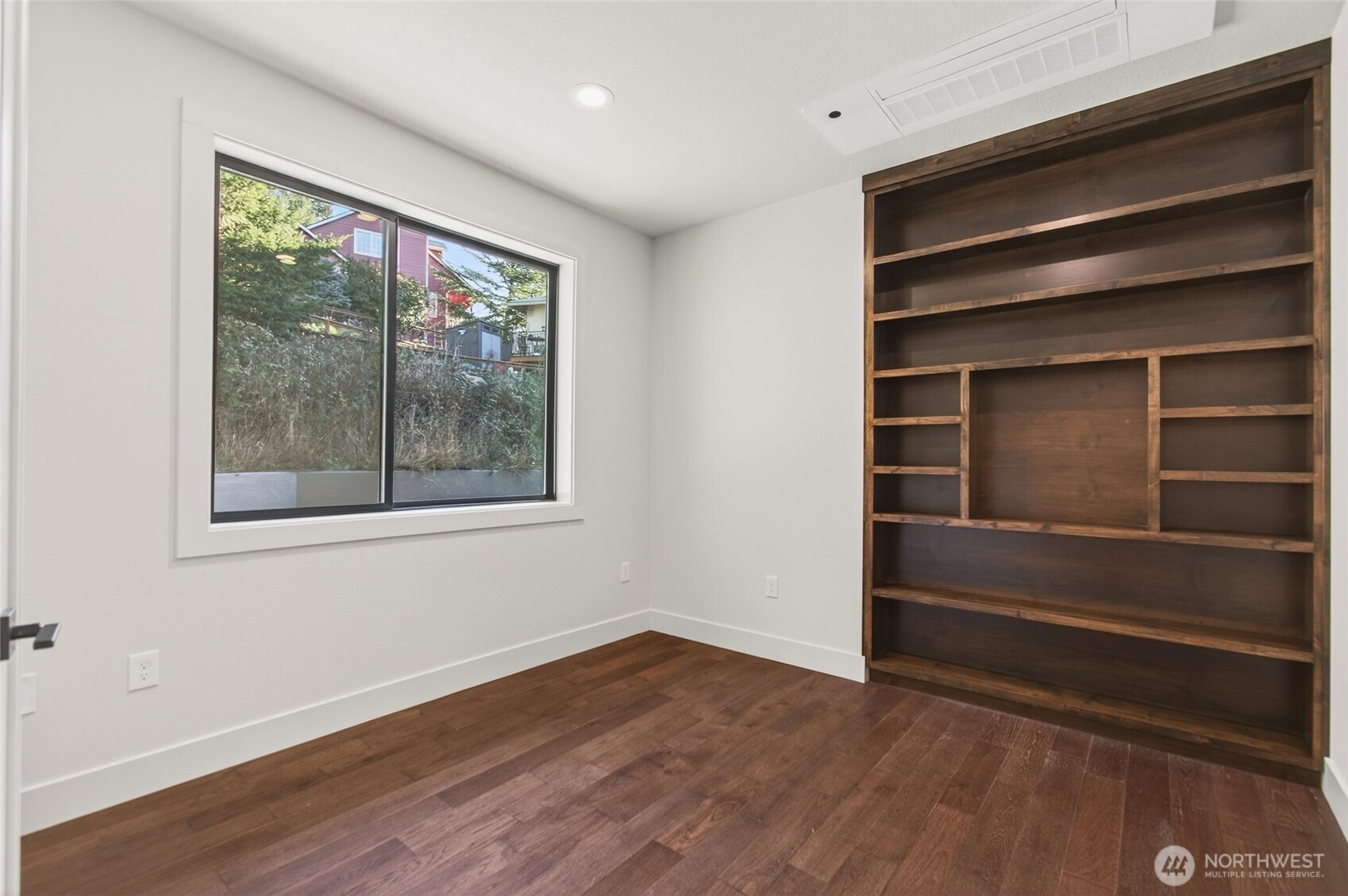 133 Cedar Falls Drive Property Photo 19