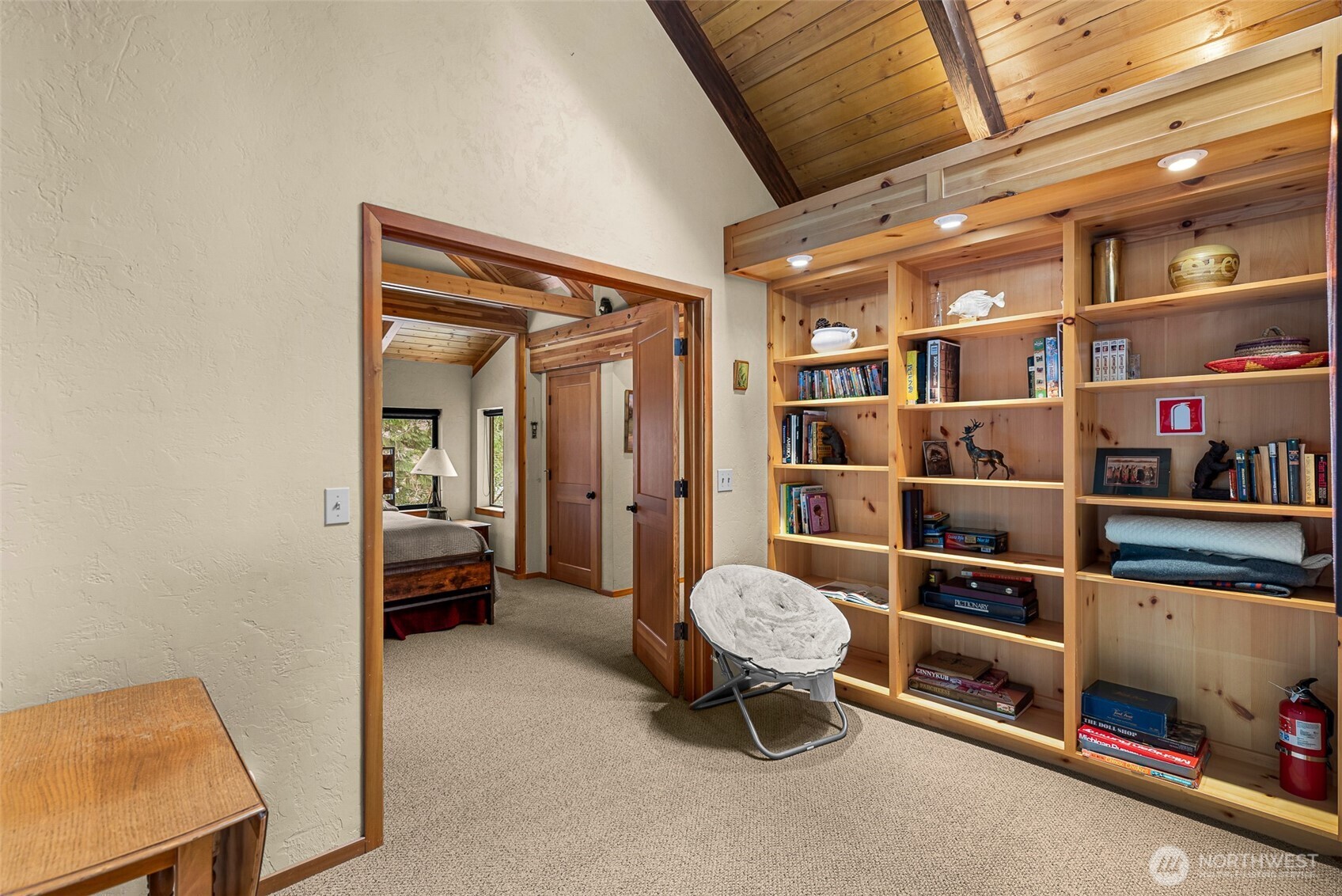 2304 Pine Tree Road Property Photo 21
