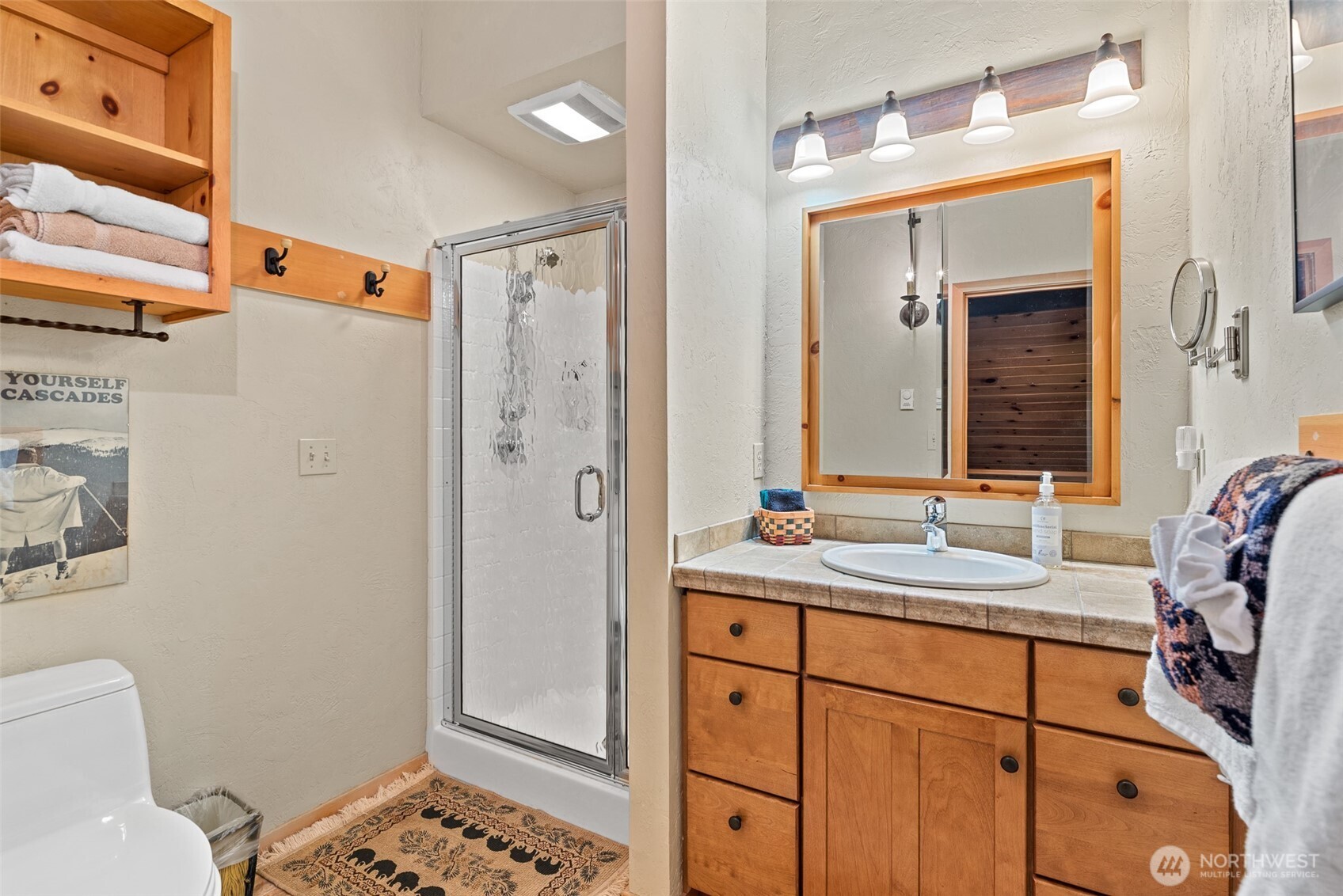 2304 Pine Tree Road Property Photo 25