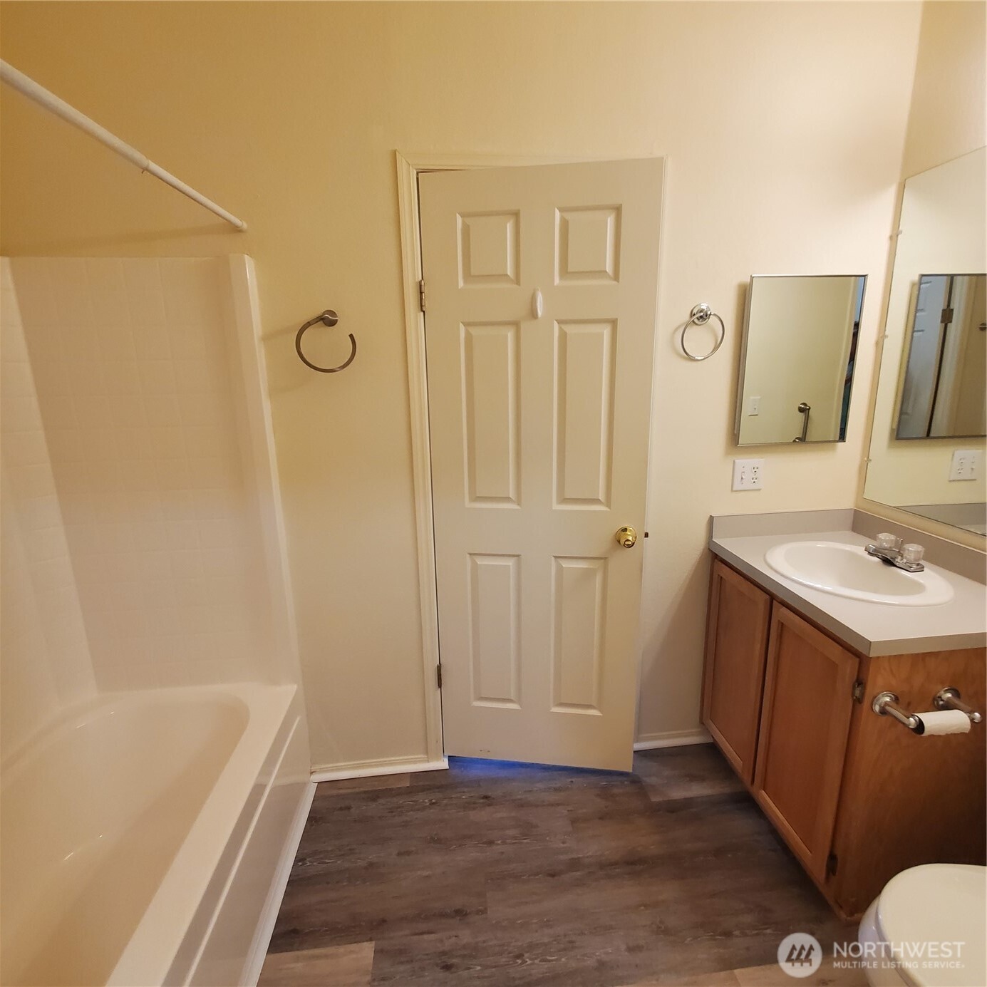526 Monterey Drive Property Photo 5
