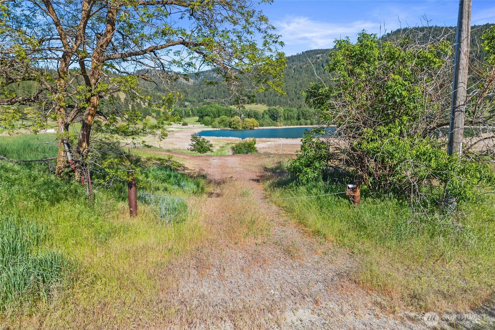 4100 Bissel Road Property Photo 36
