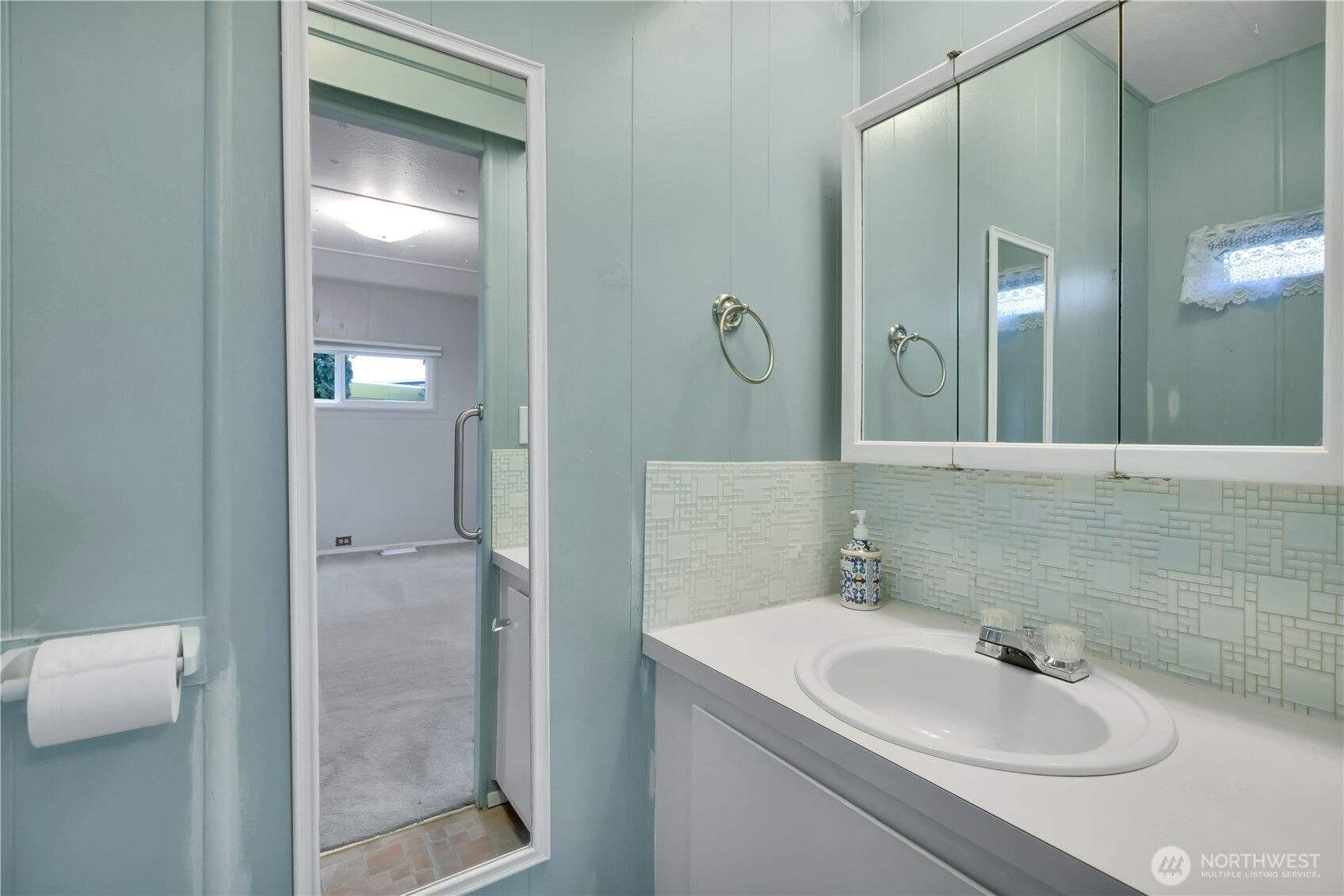 3230 Bow Lake Drive 007 Property Photo 17