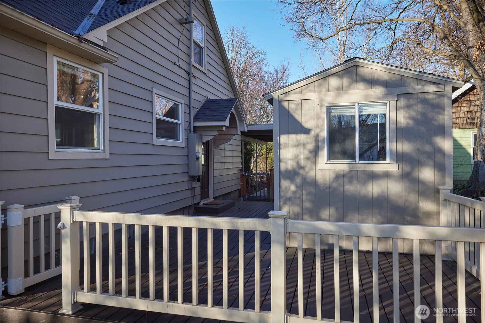 123 E Maple Street Property Photo 28