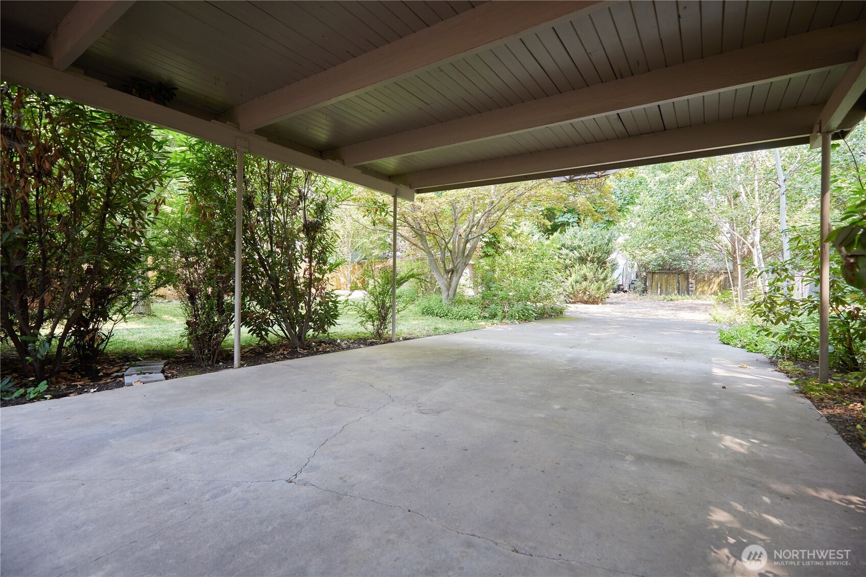 123 E Maple Street Property Photo 31