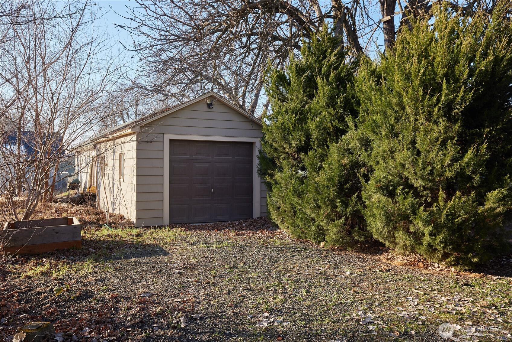 123 E Maple Street Property Photo 34