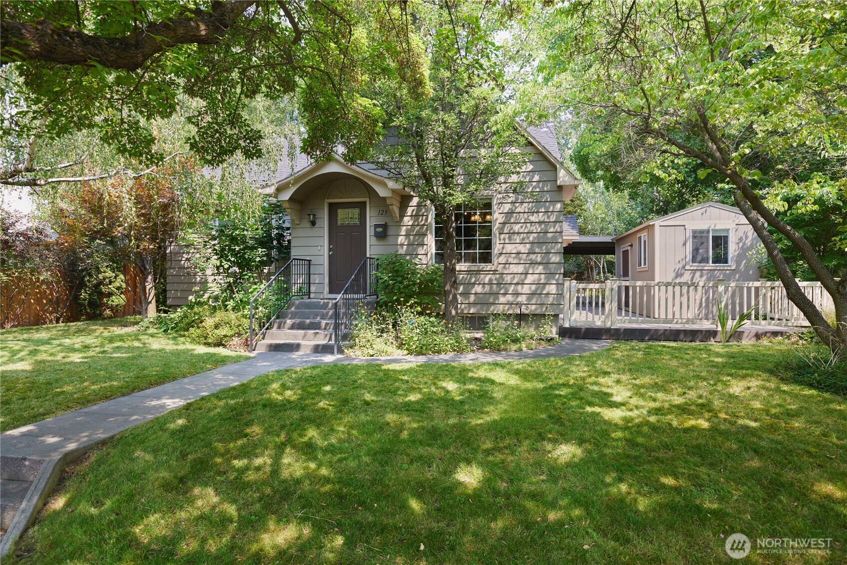 123 E Maple Street Property Photo 35