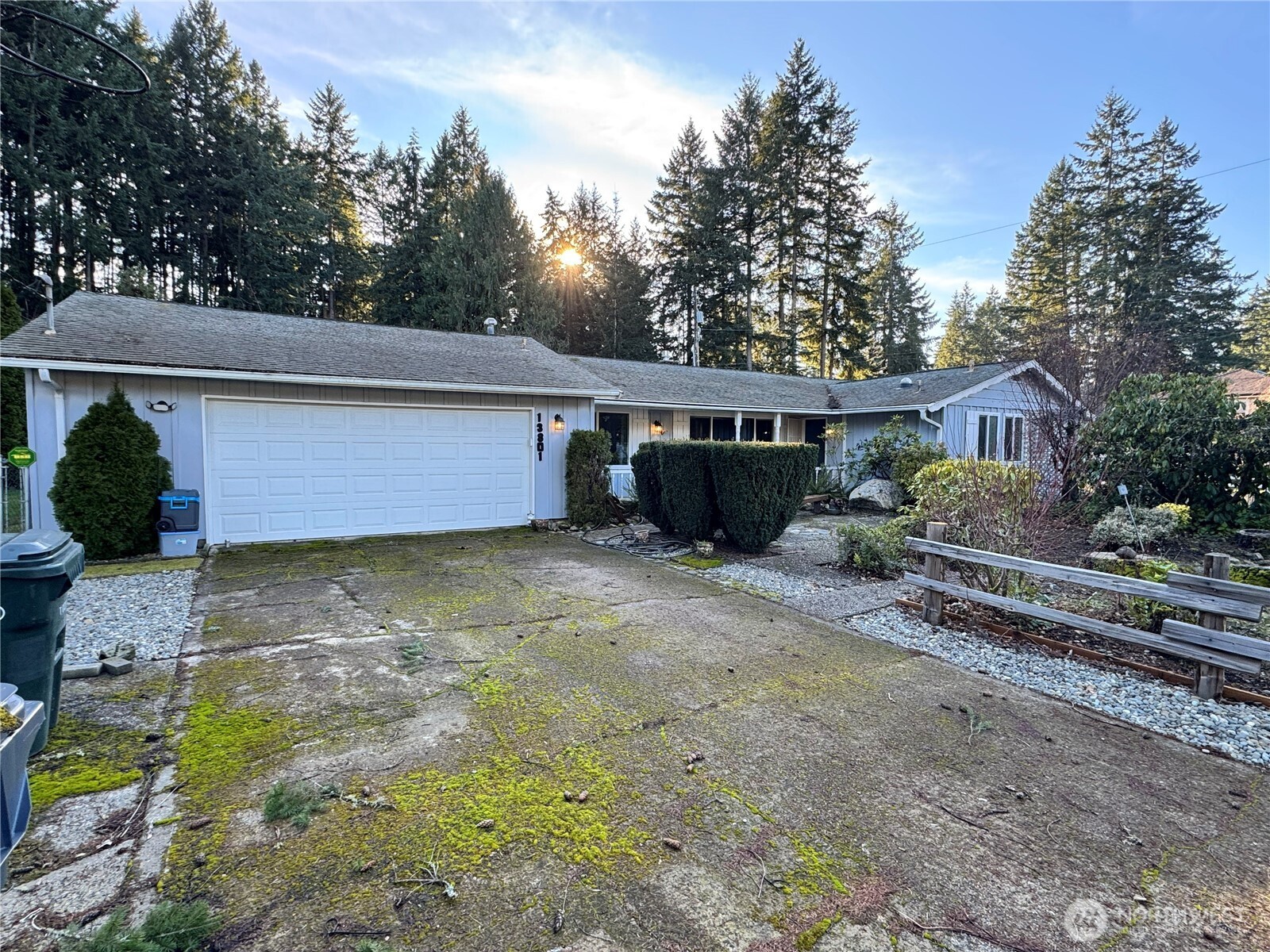 13801 Dana Lane Property Photo 1