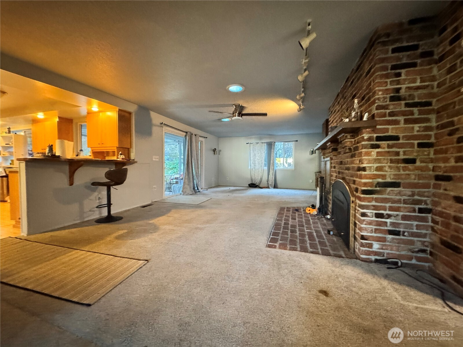 13801 Dana Lane Property Photo 6