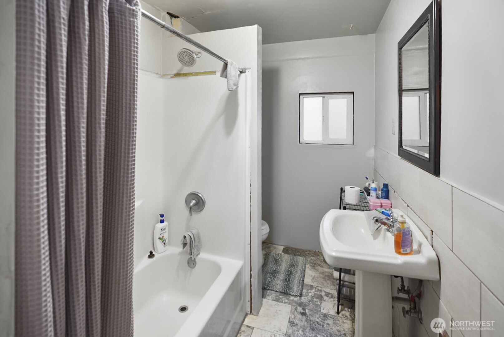 321 Maringo Road Property Photo 10