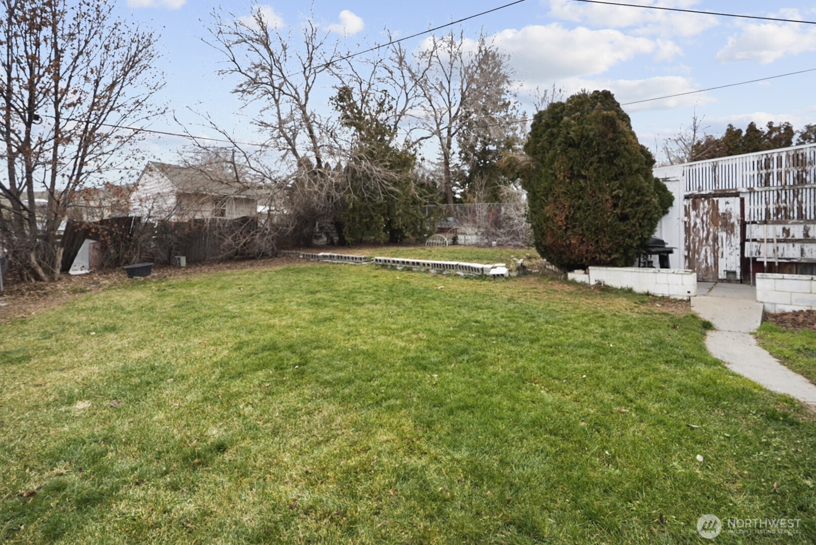 321 Maringo Road Property Photo 17