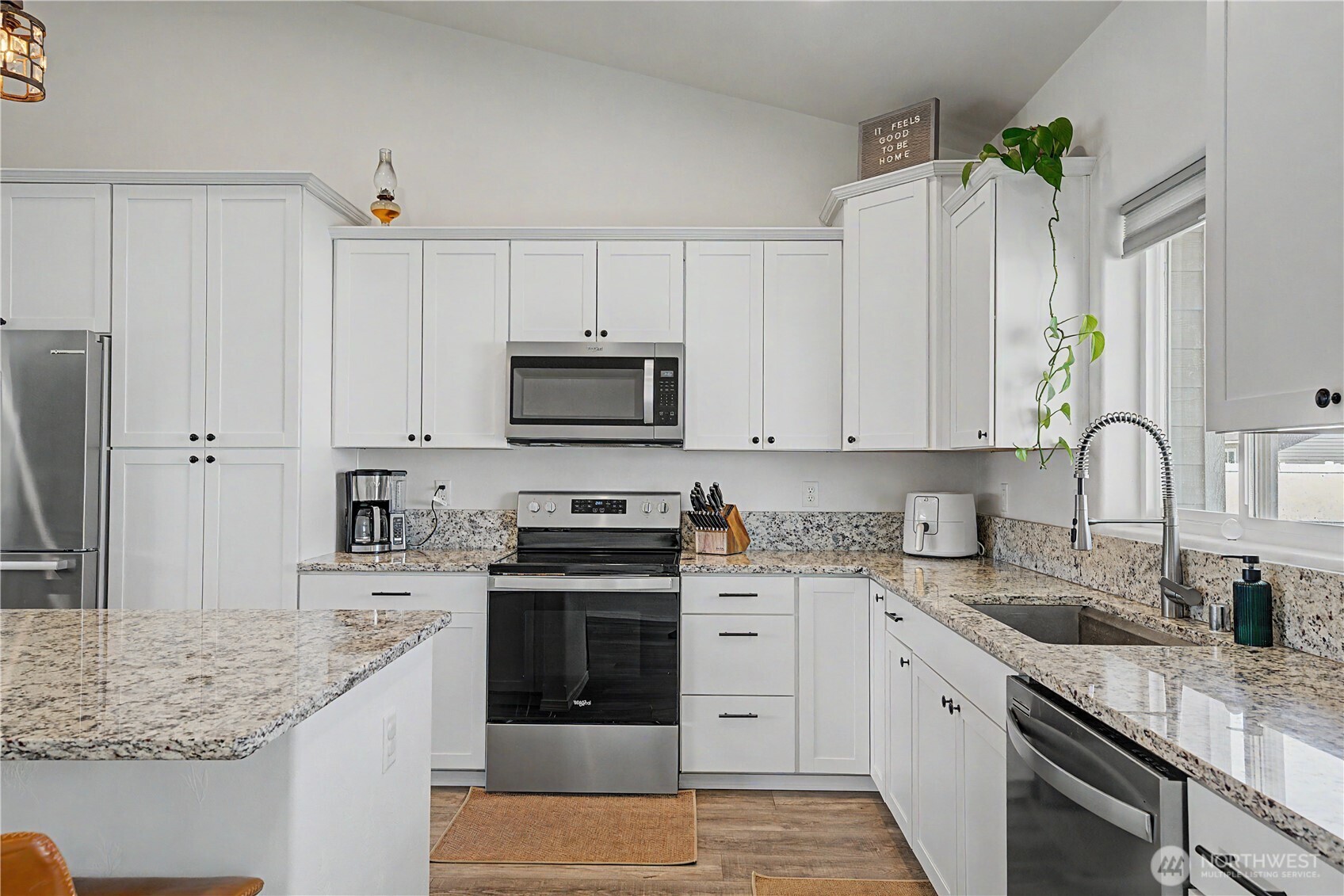 2394 Chelan Street Property Photo 12