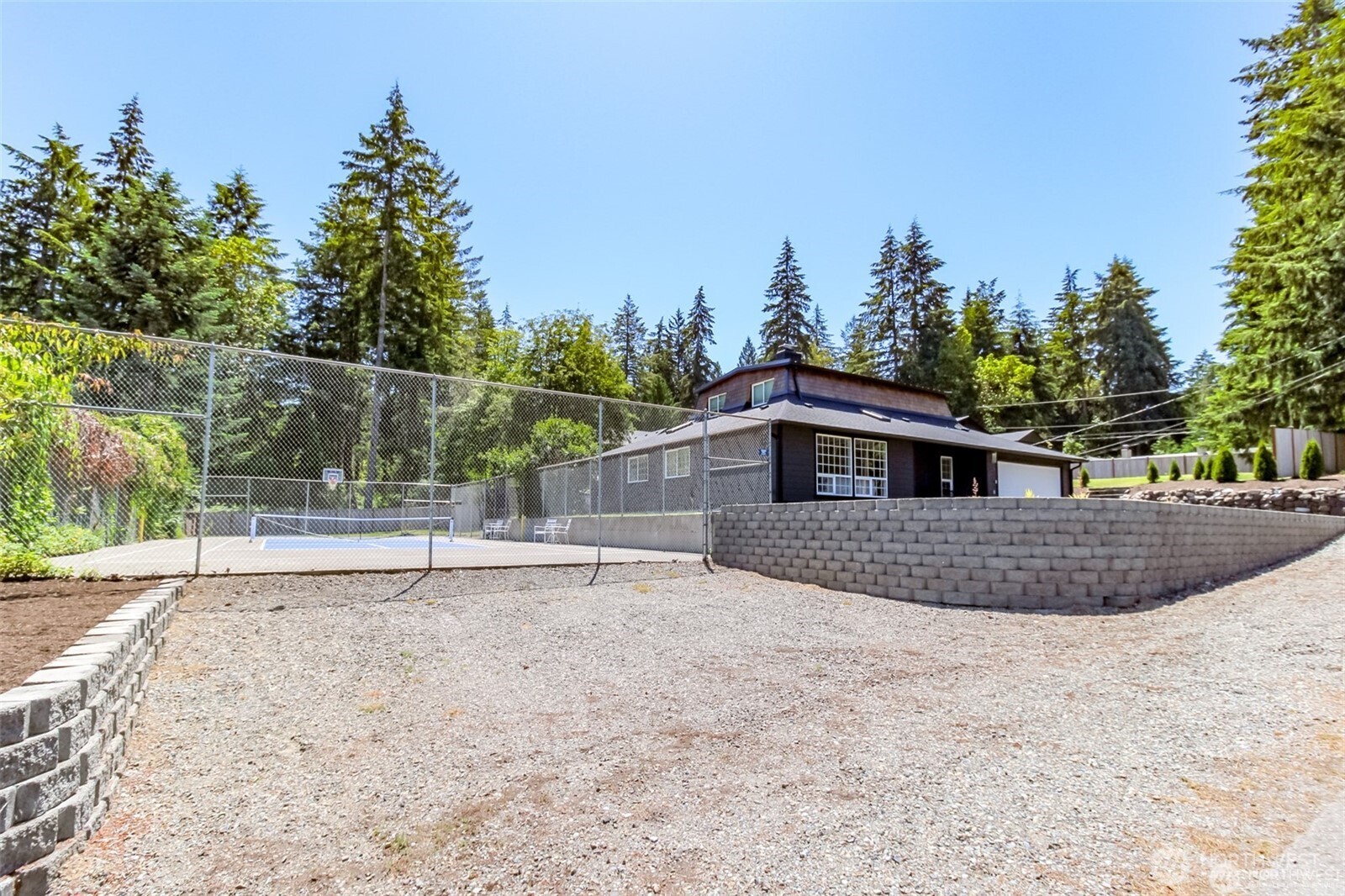 7218 35th Street Property Photo 5