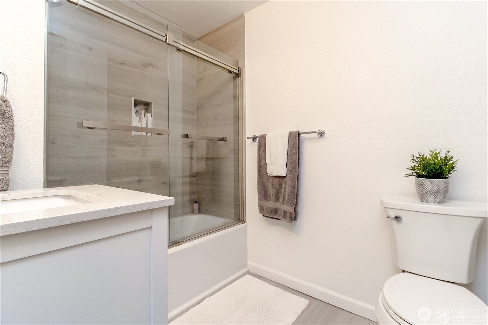7218 35th Street Property Photo 13