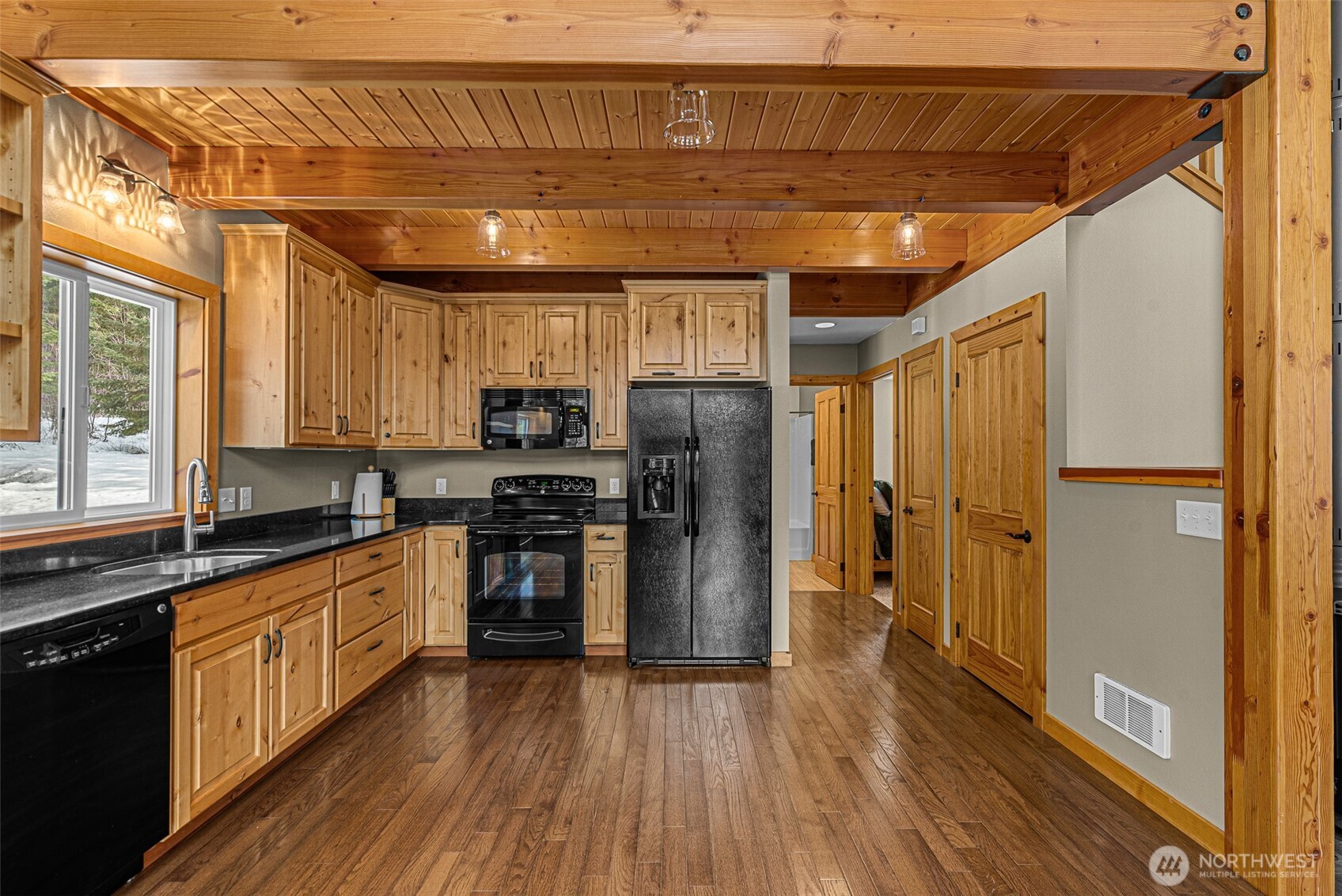 175 Deep Powder Lane Property Photo 8