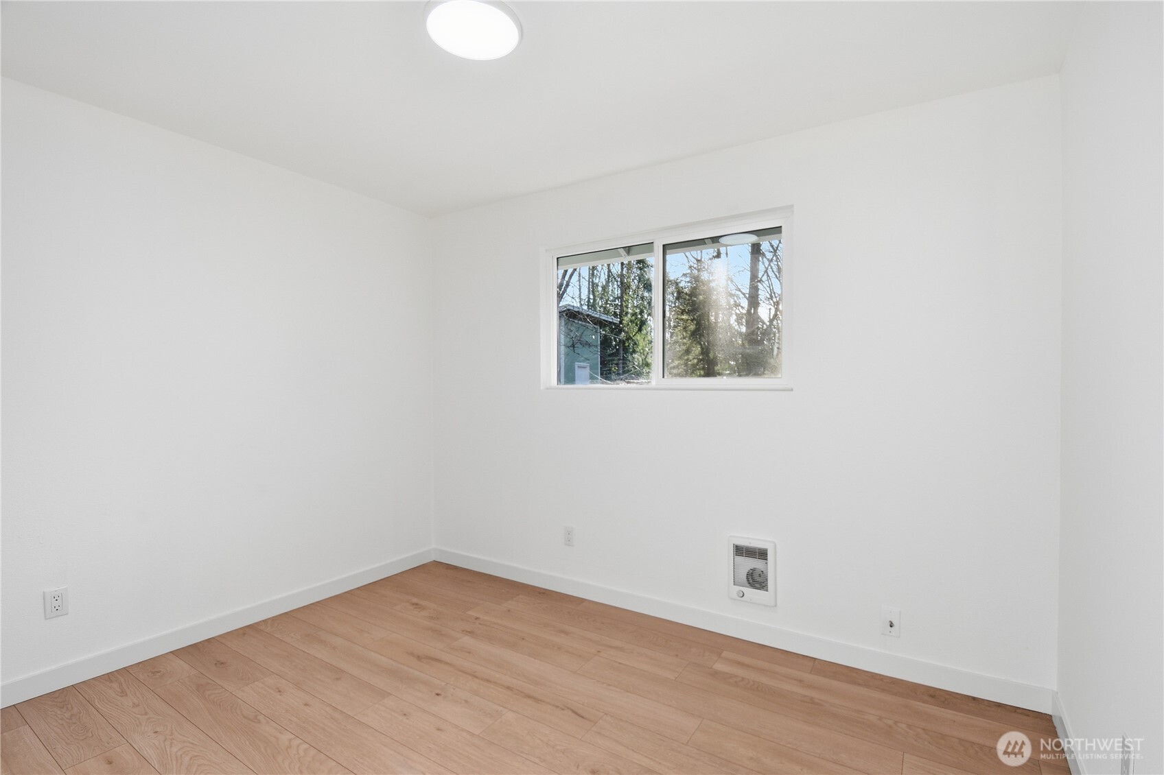 8520 9th Pl Ne Property Photo 16