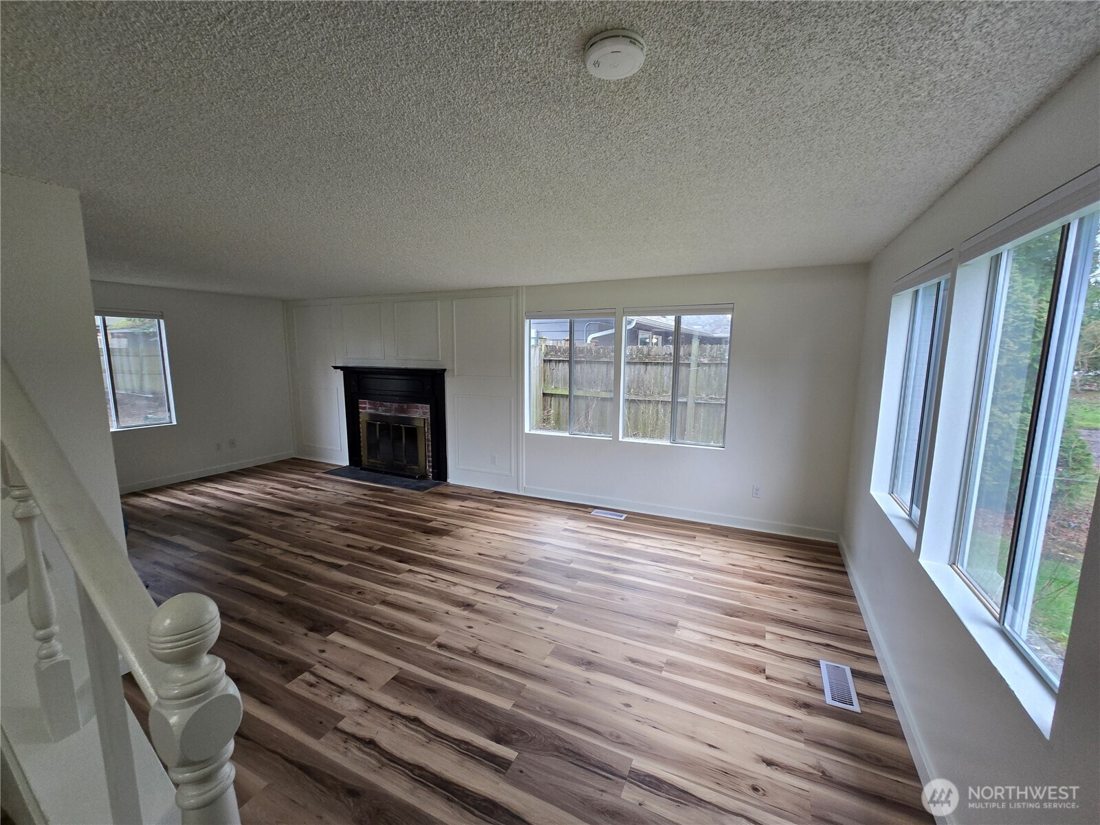 12209 12th Drive Property Photo 11