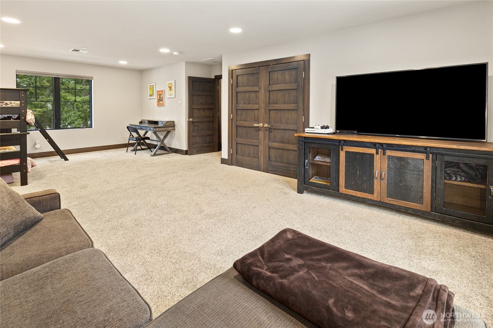 240 Portal Court Property Photo 30