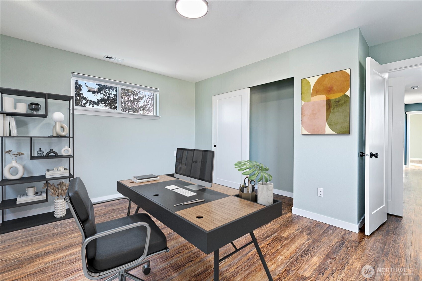 825 E 55th Street Property Photo 17