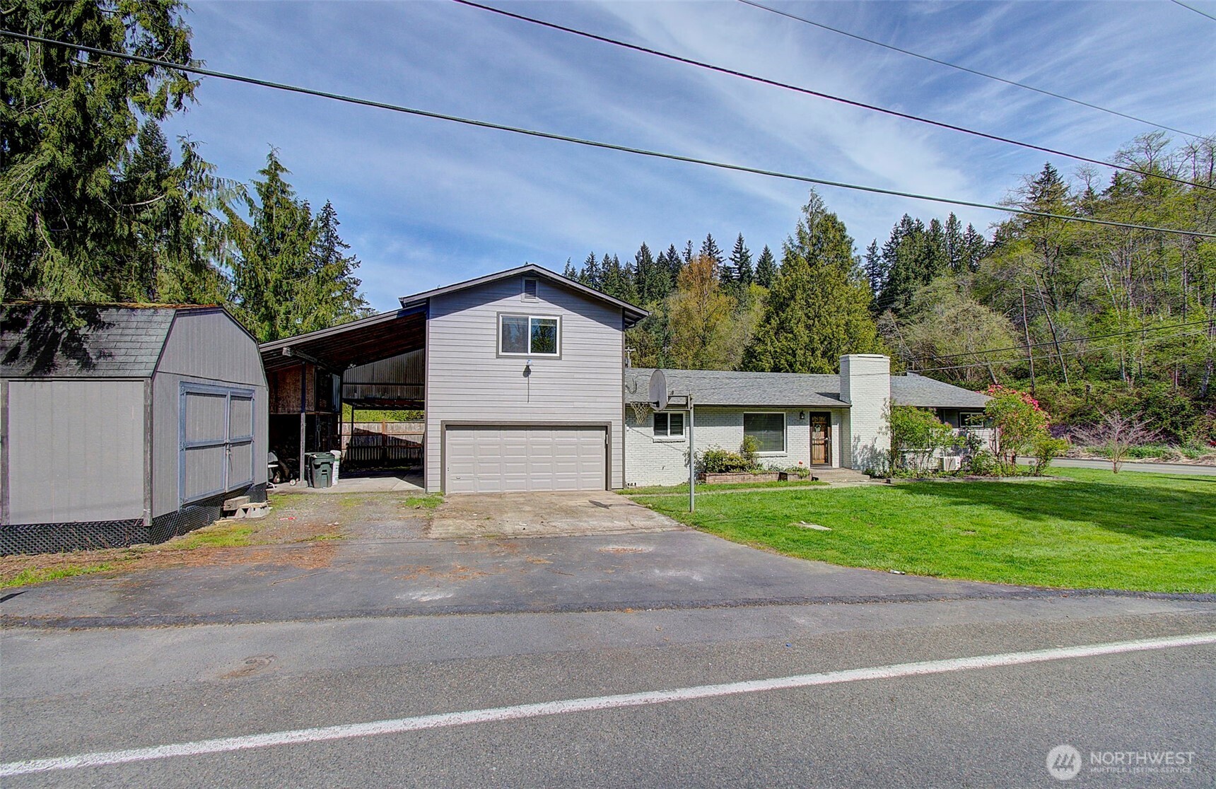 100 Inglewood Drive Property Photo 1