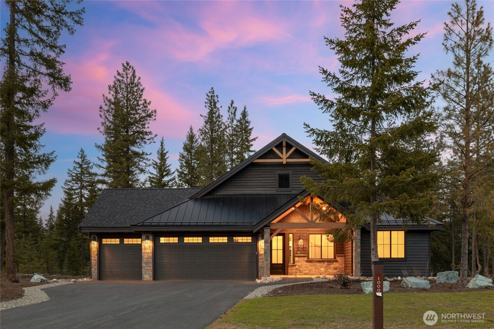 1000 Domerie Park Loop Property Photo 1