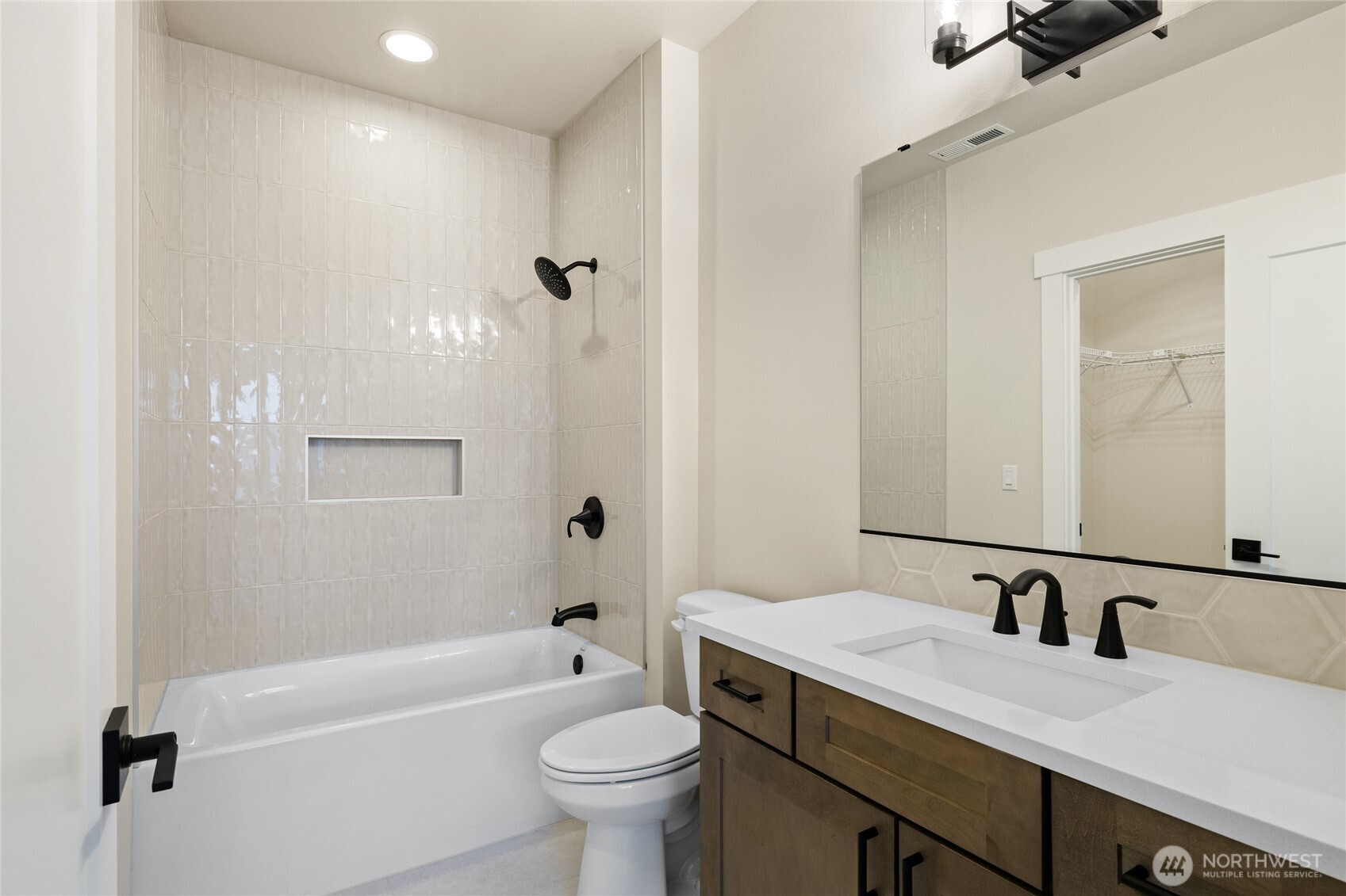 1000 Domerie Park Loop Property Photo 21