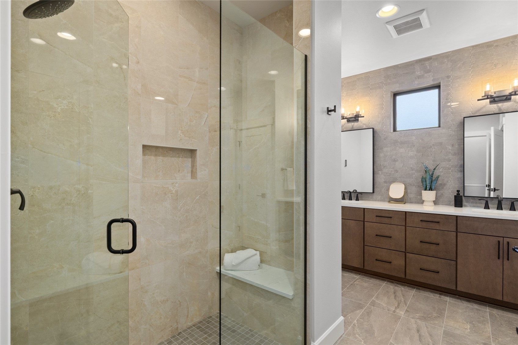 971 Domerie Park Loop Property Photo 27