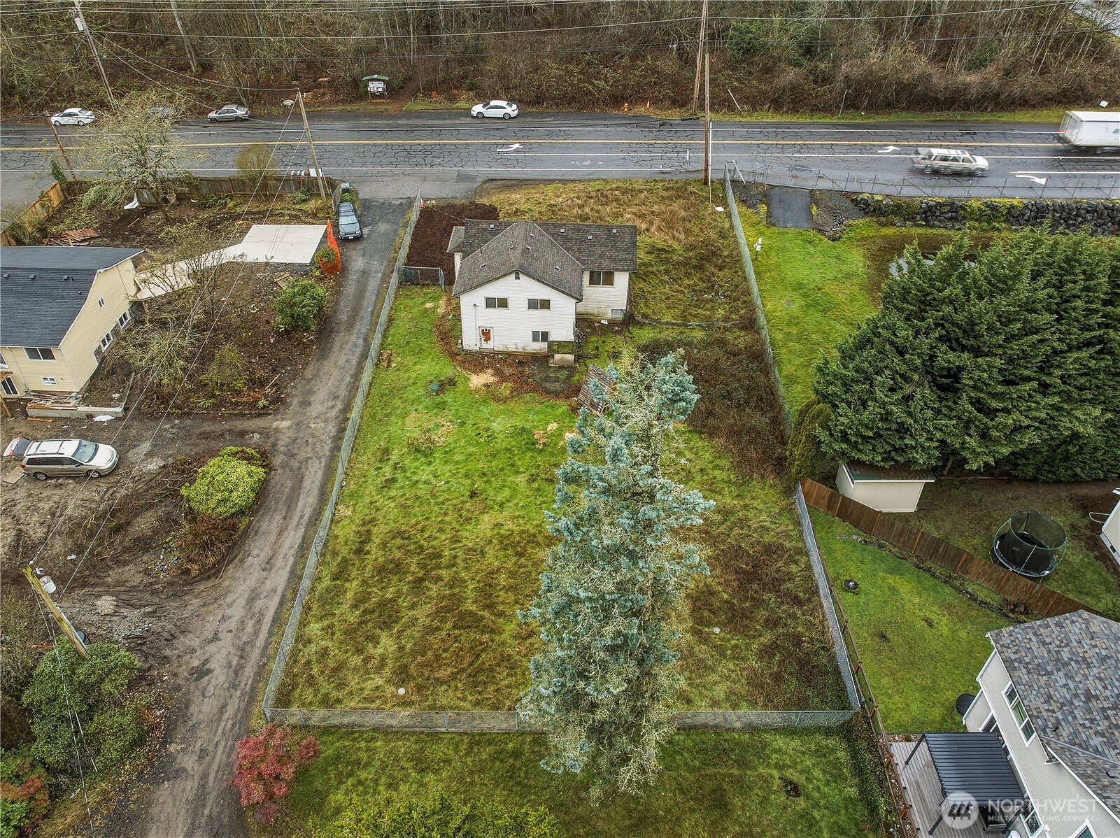 22827 Meridian Avenue Property Photo 1