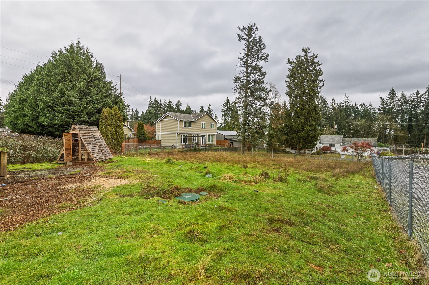 22827 Meridian Avenue Property Photo 25