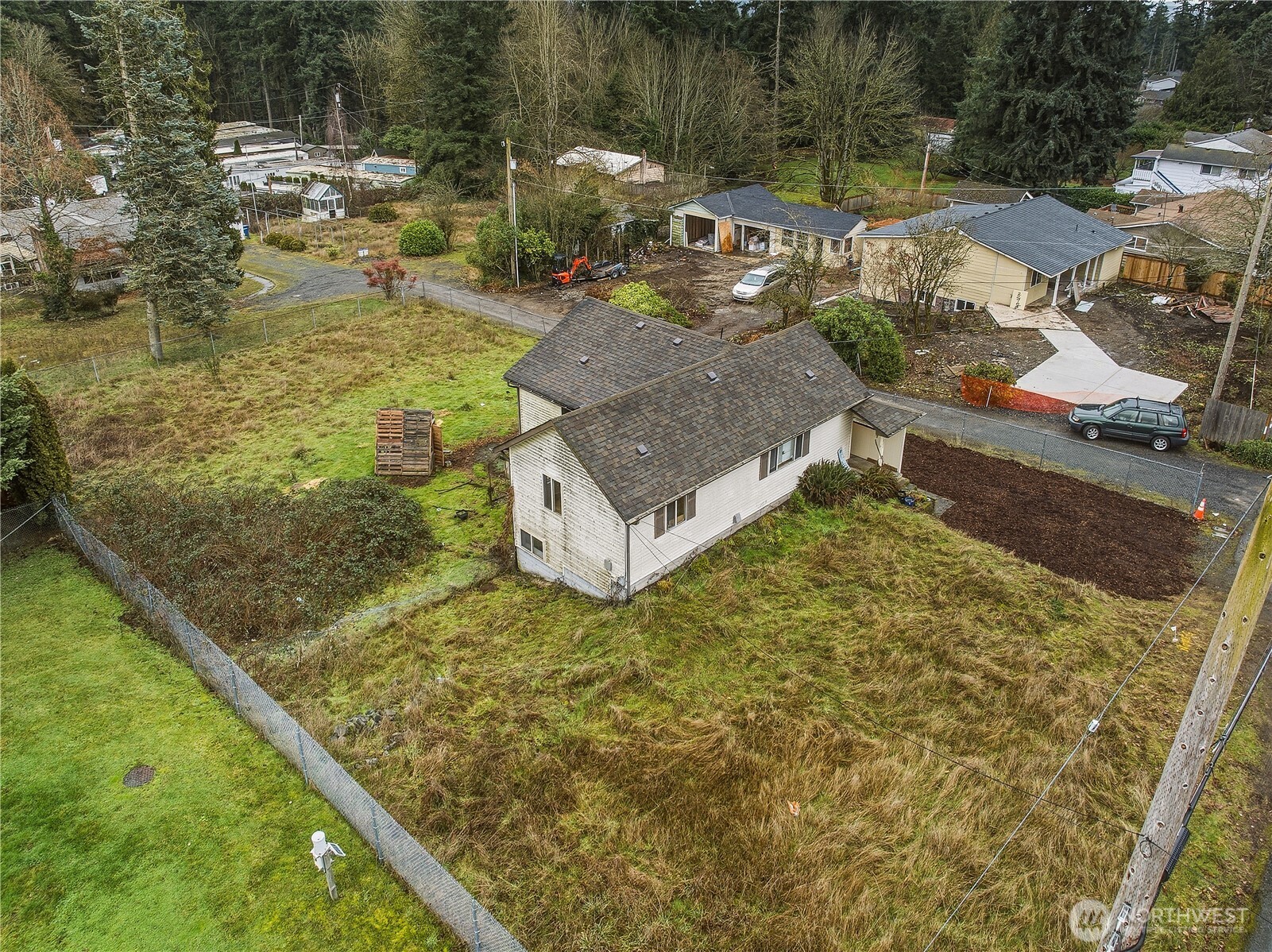 22827 Meridian Avenue Property Photo 26