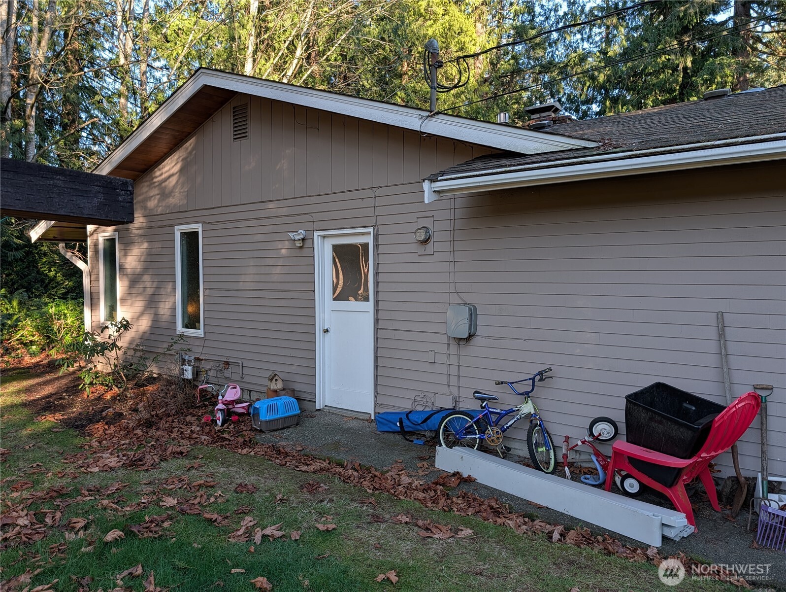 12105 25th Avenue Property Photo 4