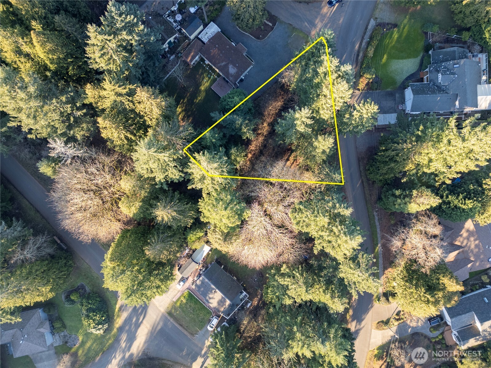 10916 Seaview Drive Property Photo 1