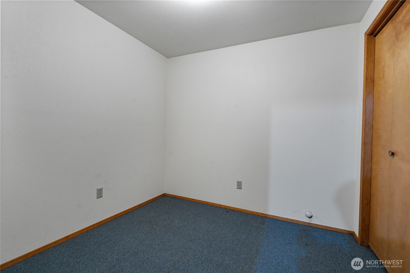 909 Lorenz Road Property Photo 21