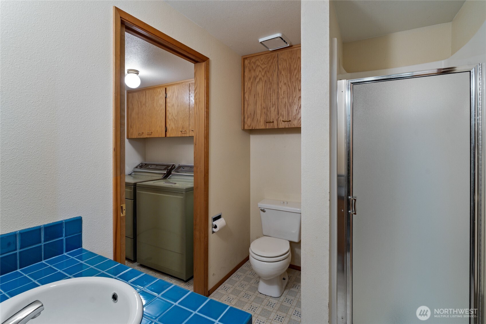 909 Lorenz Road Property Photo 22