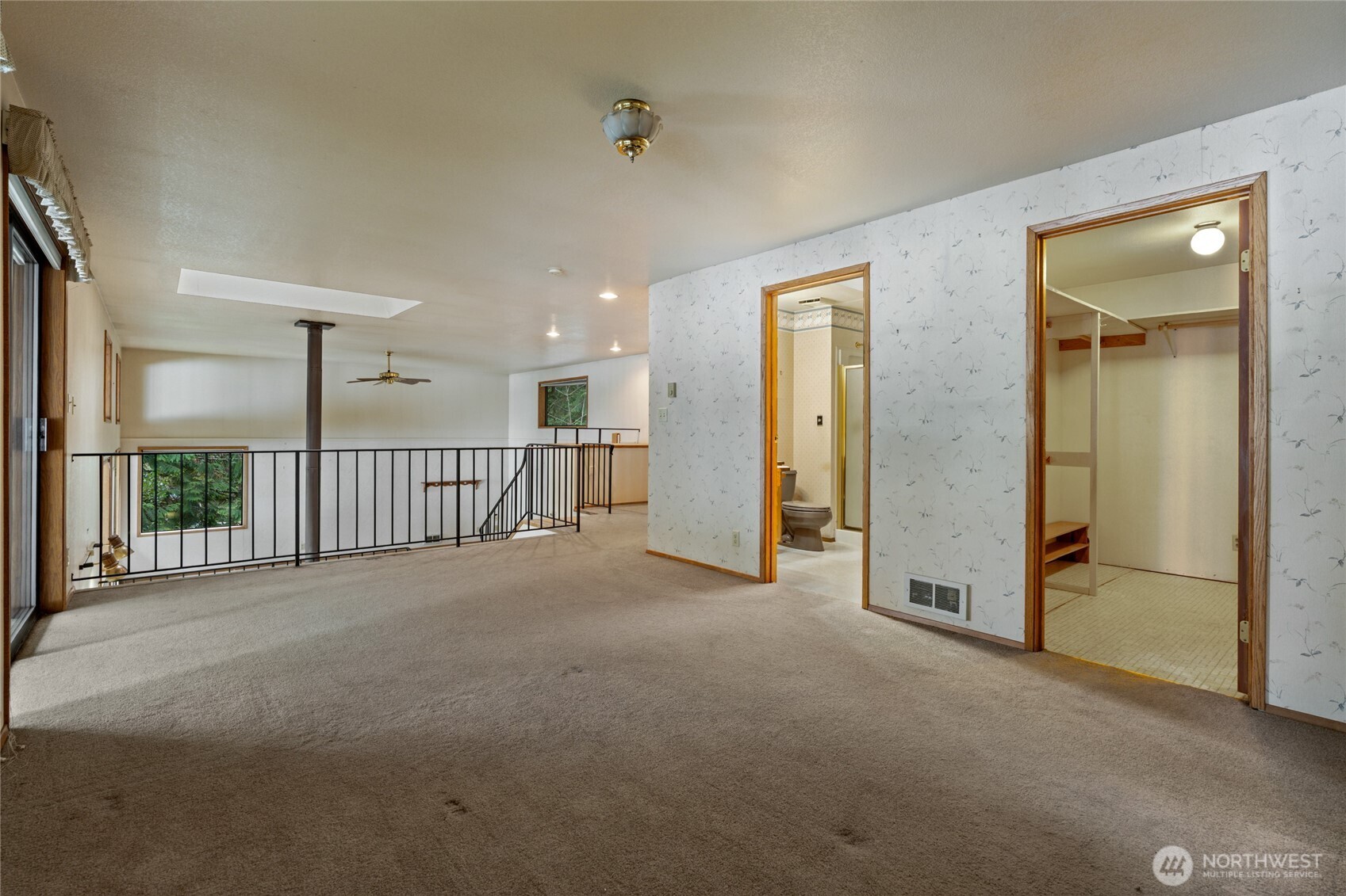 909 Lorenz Road Property Photo 36