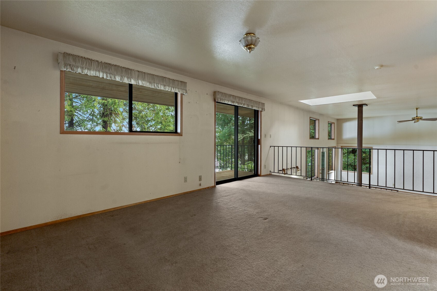 909 Lorenz Road Property Photo 38