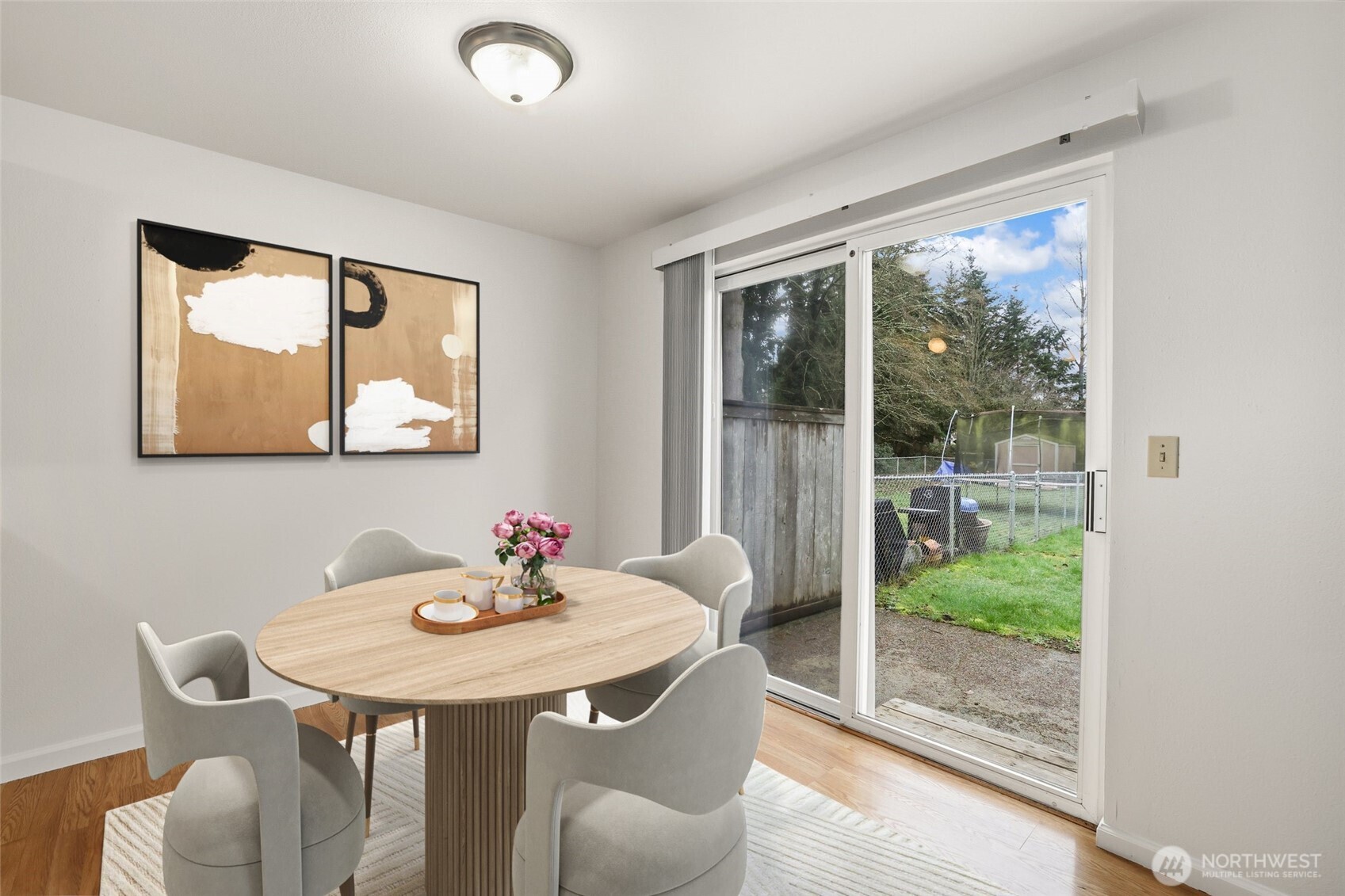 643 School Street Property Photo 18