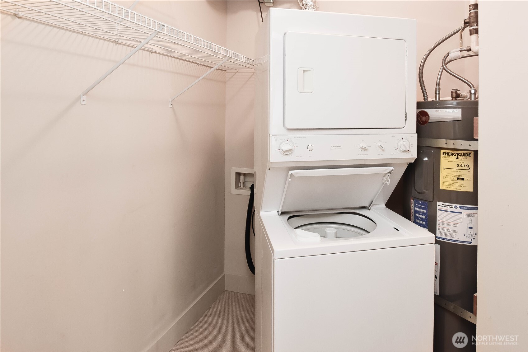 159 Denny Way 402 Property Photo 14