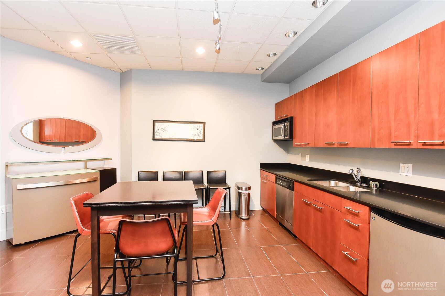 159 Denny Way 402 Property Photo 17