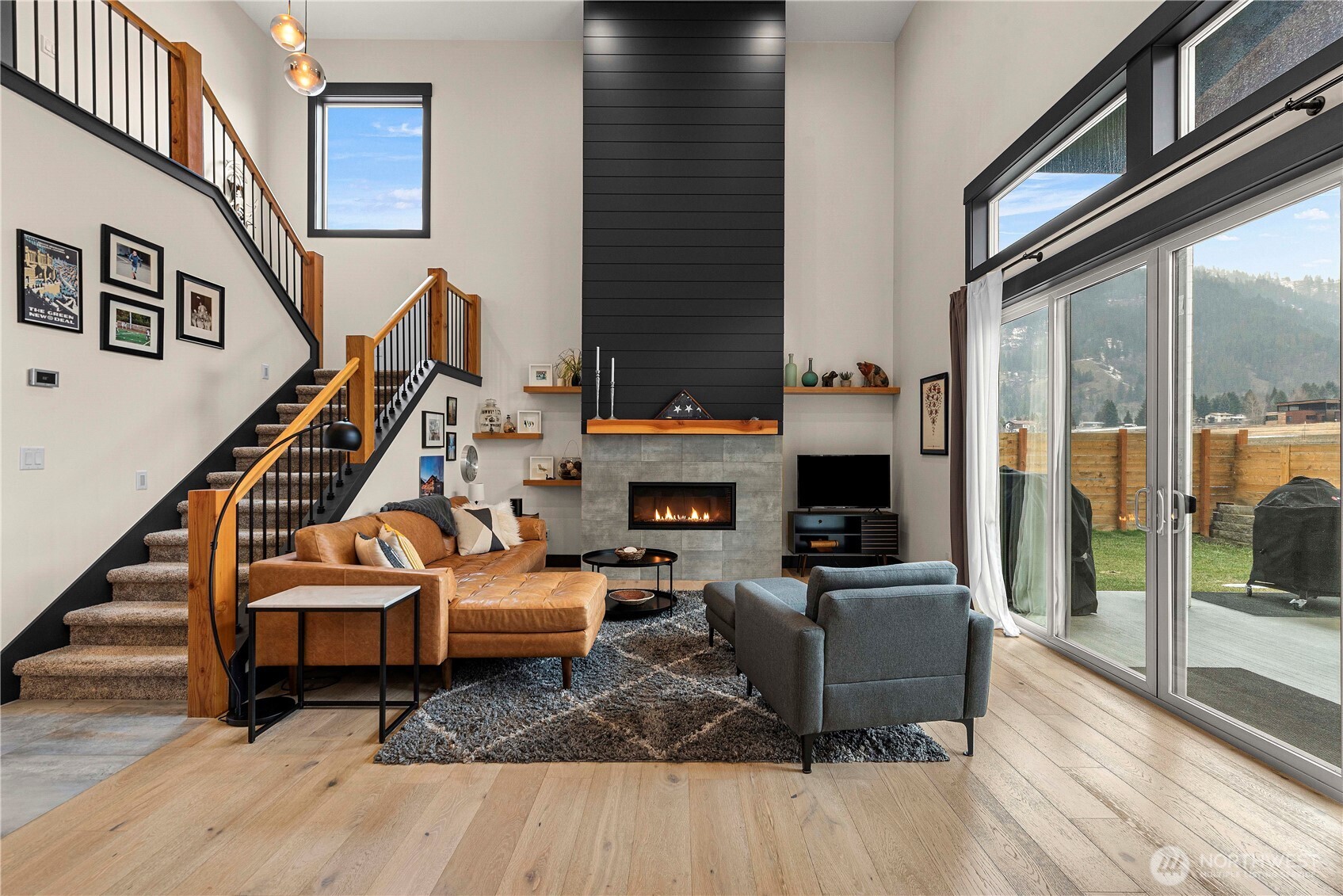 336 Pinegrass Property Photo 6