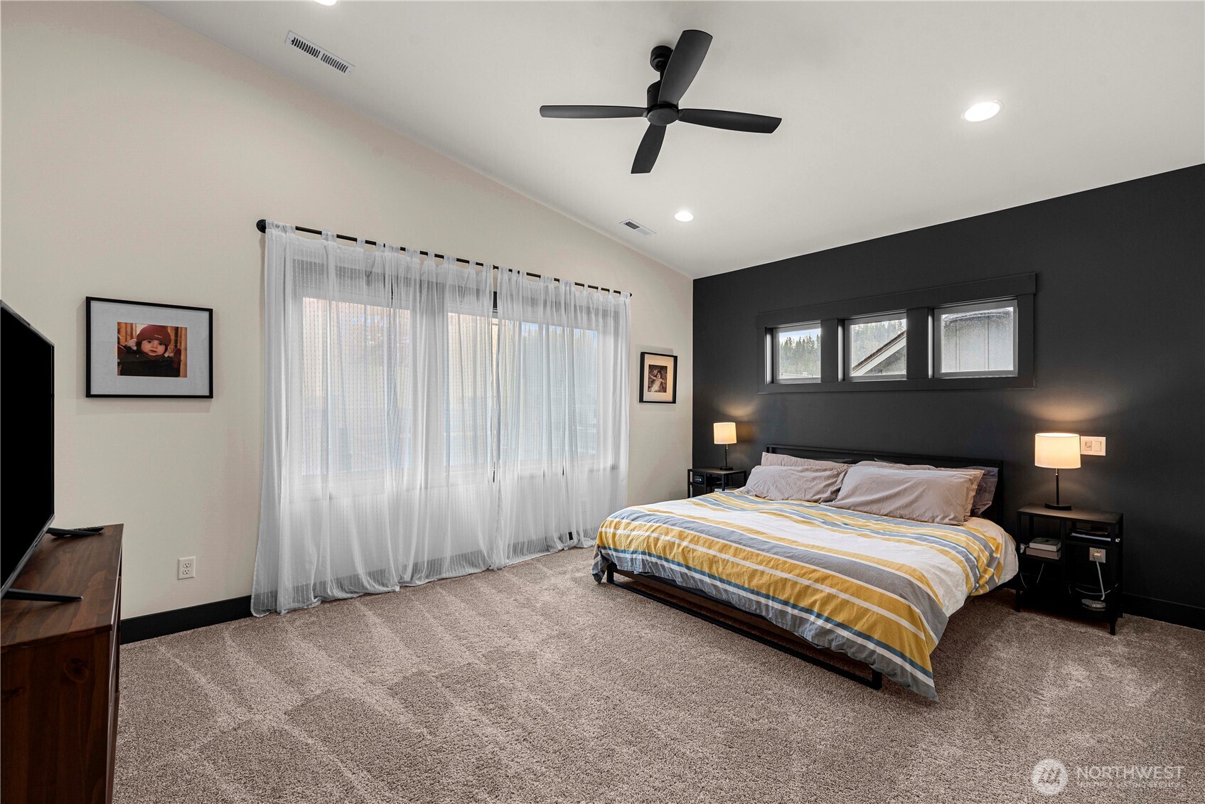 336 Pinegrass Property Photo 18