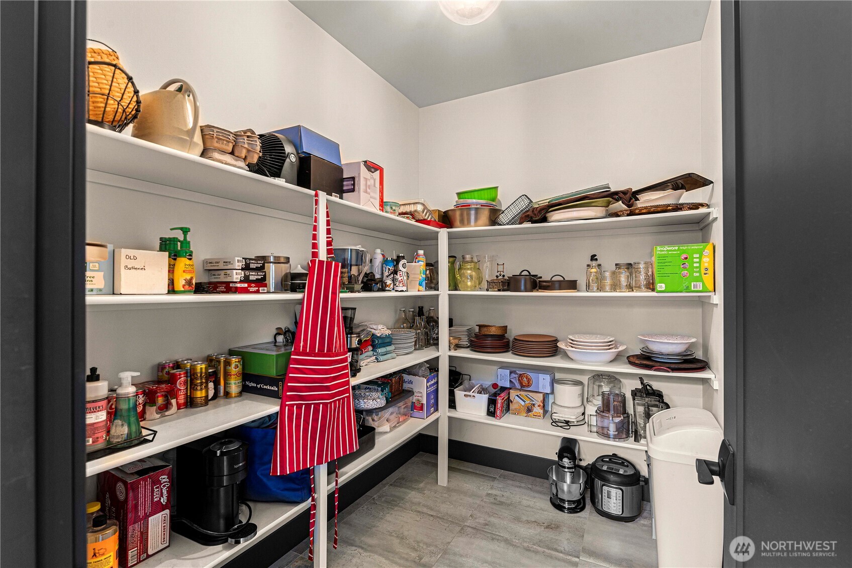 336 Pinegrass Property Photo 34