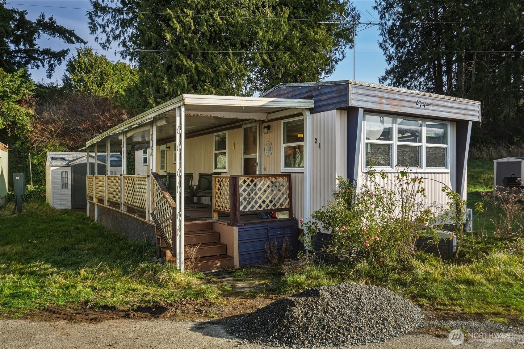 7954 Birch Bay Drive 24 Property Photo 39