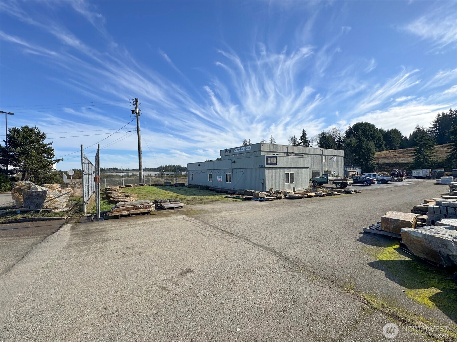 3368 E Highway 101 Property Photo 4