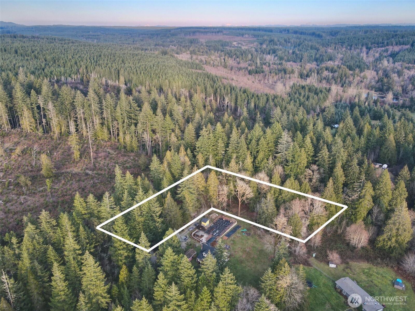 680 E State Route 302 Property Photo 15